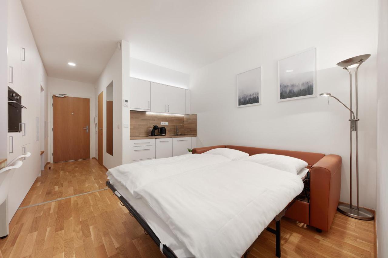 Medvedin 408 Apartment ชปินด์เลอรูฟ มลิน ภายนอก รูปภาพ