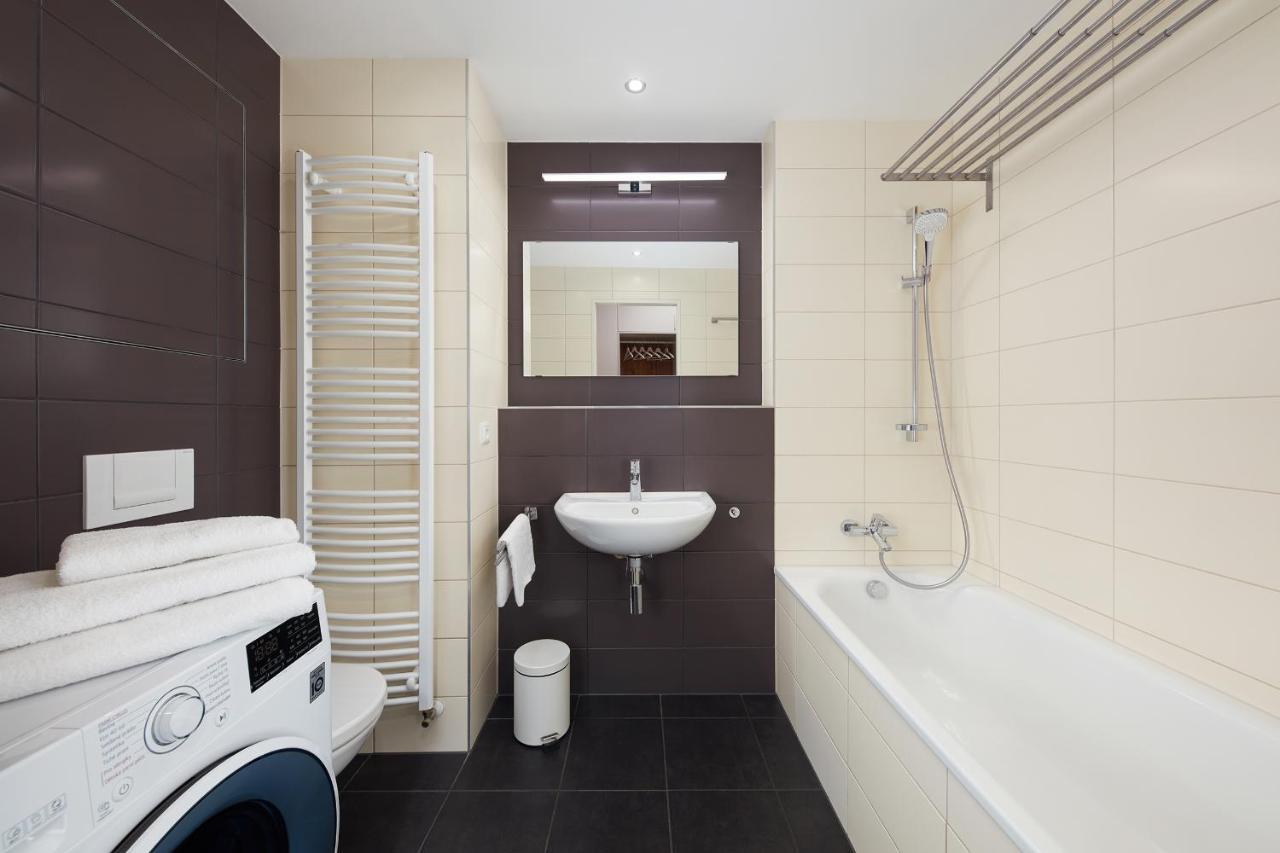 Medvedin 408 Apartment ชปินด์เลอรูฟ มลิน ภายนอก รูปภาพ